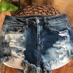 American Eagle Outfitters distressed denim shorts